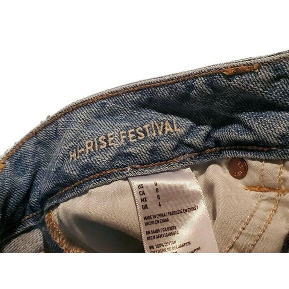 American Eagle Vintage Hi Rise Festival Destroyed Denim Blue Jean Shorts size 0 - Picture 3 of 4